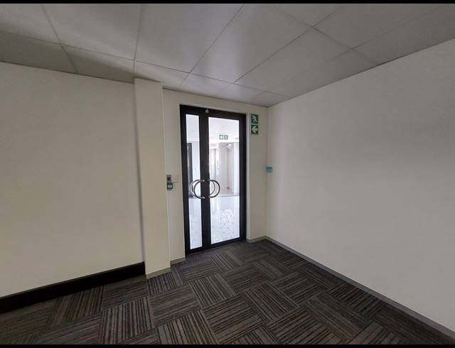 215M² OFFICE TO LET IN ALLANDALE